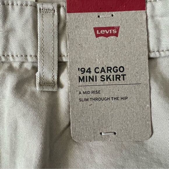 Levi's '94 Cargo Twill Mini Skirt- Size 28 - Picture 3 of 7